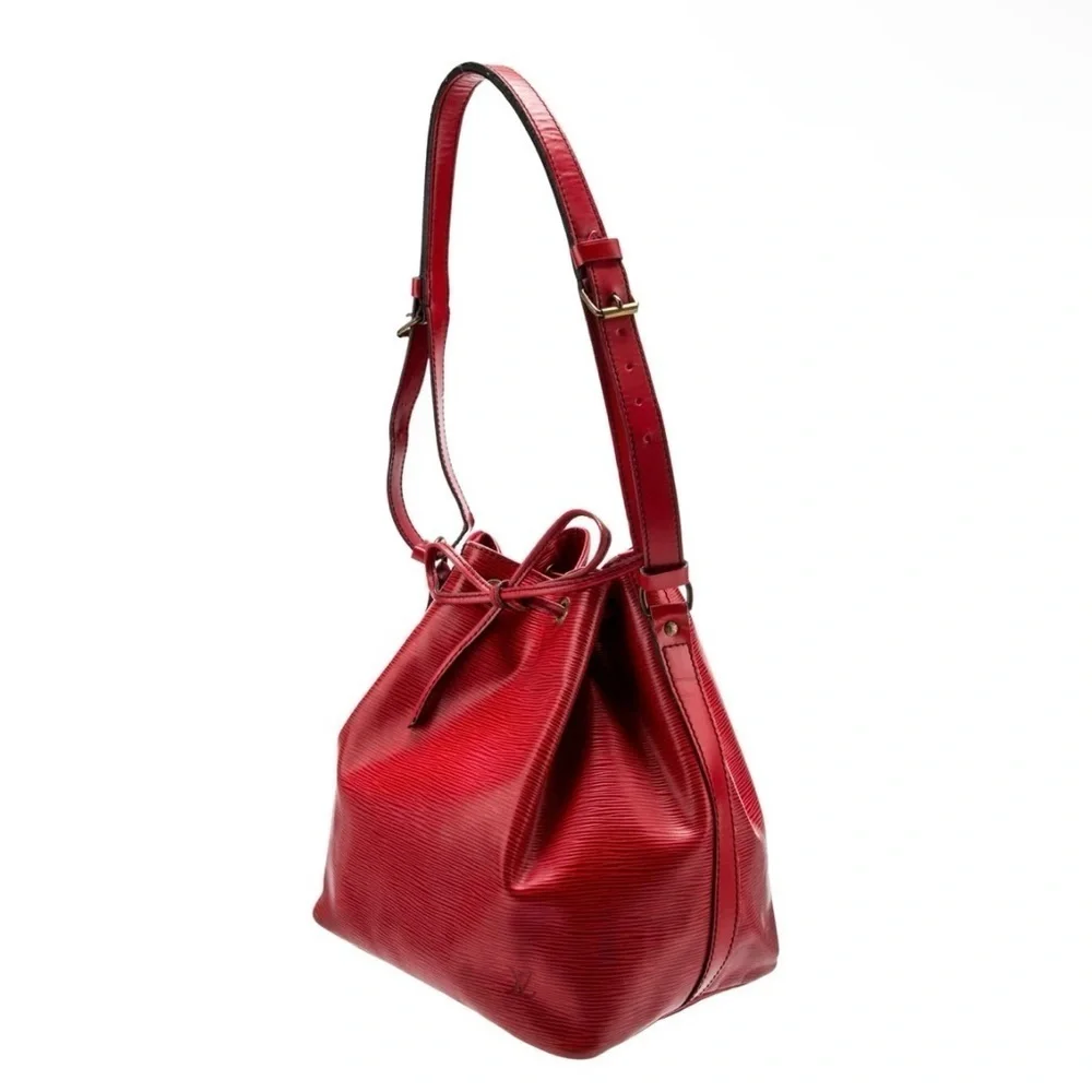 Louis Vuitton Authentic Bucket Bag Red